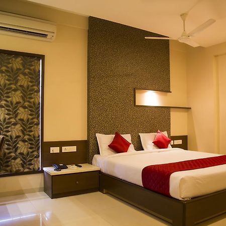 Hotel Sri Sakthi Tiruppur Εξωτερικό φωτογραφία