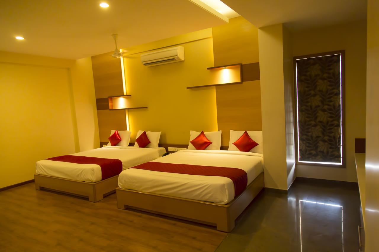 Hotel Sri Sakthi Tiruppur Εξωτερικό φωτογραφία