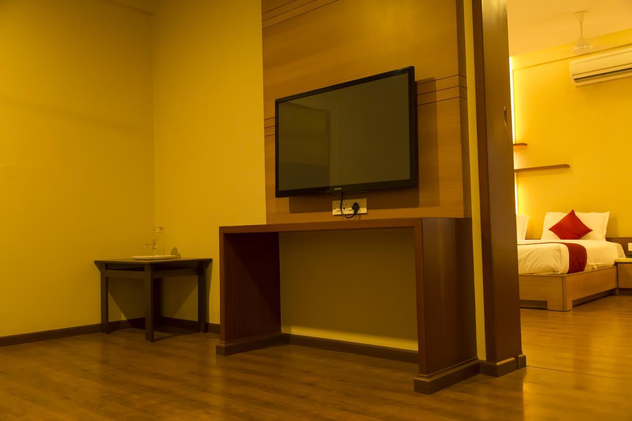 Hotel Sri Sakthi Tiruppur Εξωτερικό φωτογραφία